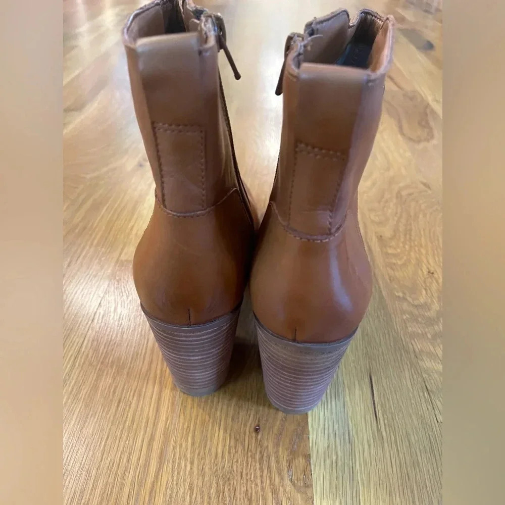 Naturalizer Kala Block Heel Ankle Boots in Saddle Tan Leather Size 9.5 - Picture 6 of 11